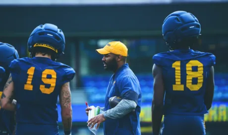WVU’s big athletic freshman CB Vincent Smith is already gaining excitement